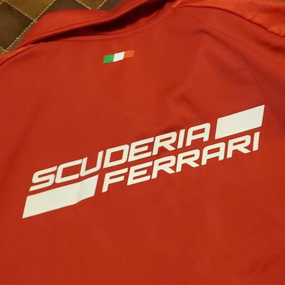 Puma Ferrari Track Jacket - Picture 3 of 4